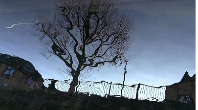 Still from  'A Reflective View of London'.